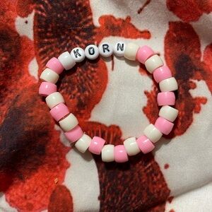 Korn bracelet